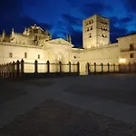 La Casita De Miguel, Con Garaje Y Piscina * Самора